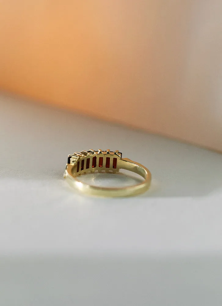 Gigi garnet 14k gold ring