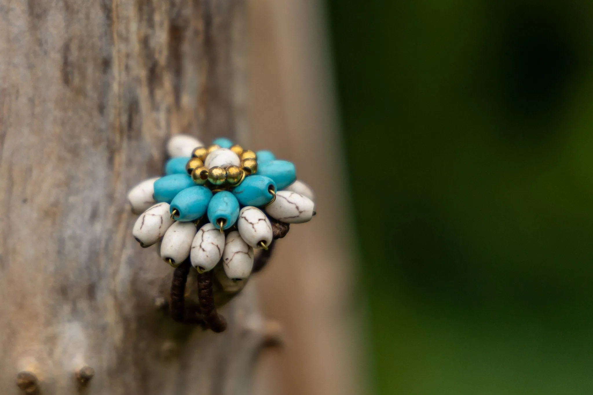 Handmade macrame ring - noga