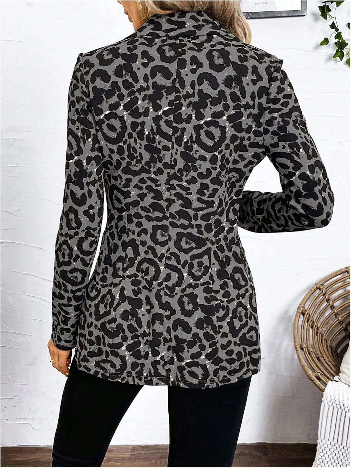 MakeMeChic Women's Houndstooth Blazer Jacket Button Down Long Sleeve Work Casual Blazer