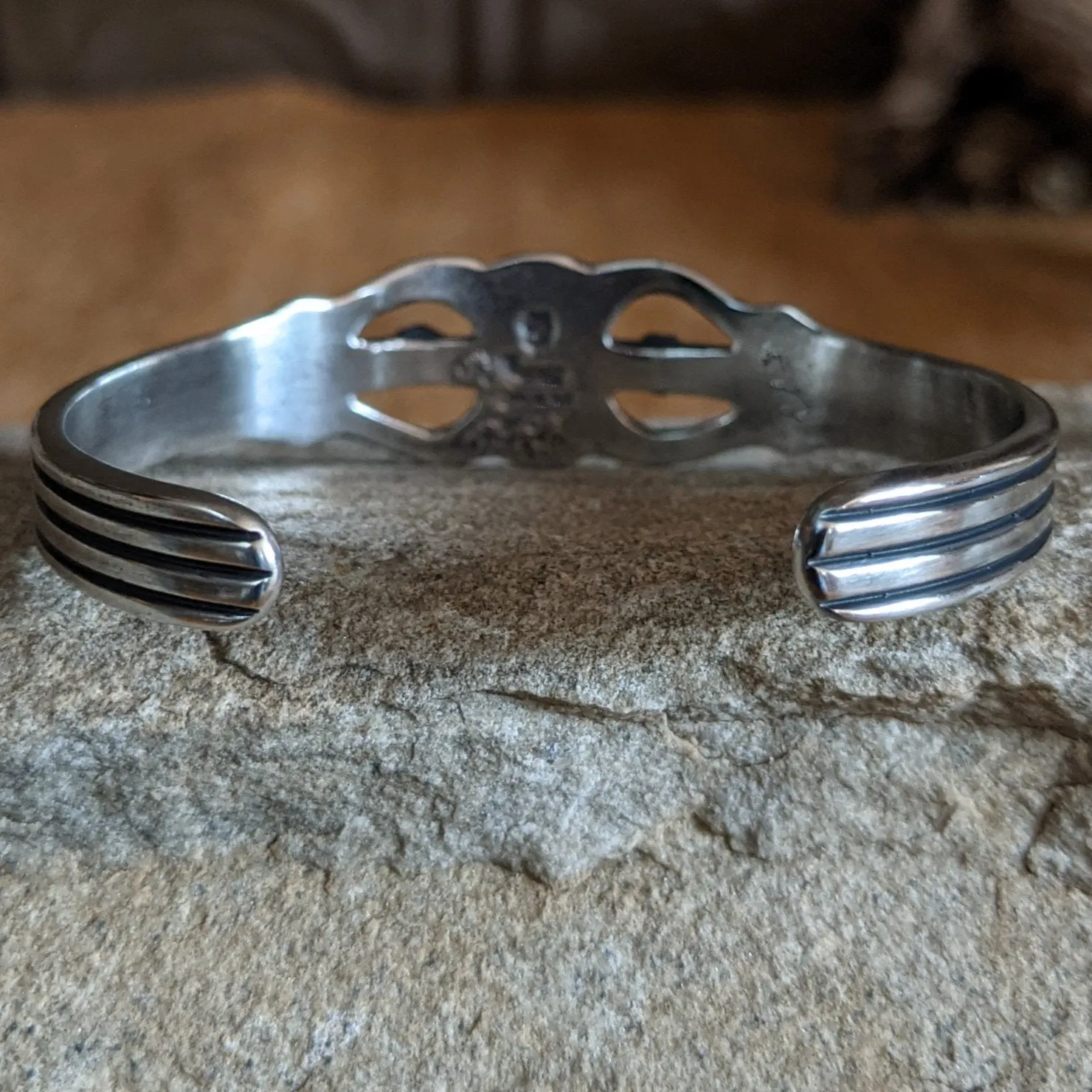 Navajo made Black Onyx Cuff SWSG-BRC-0020