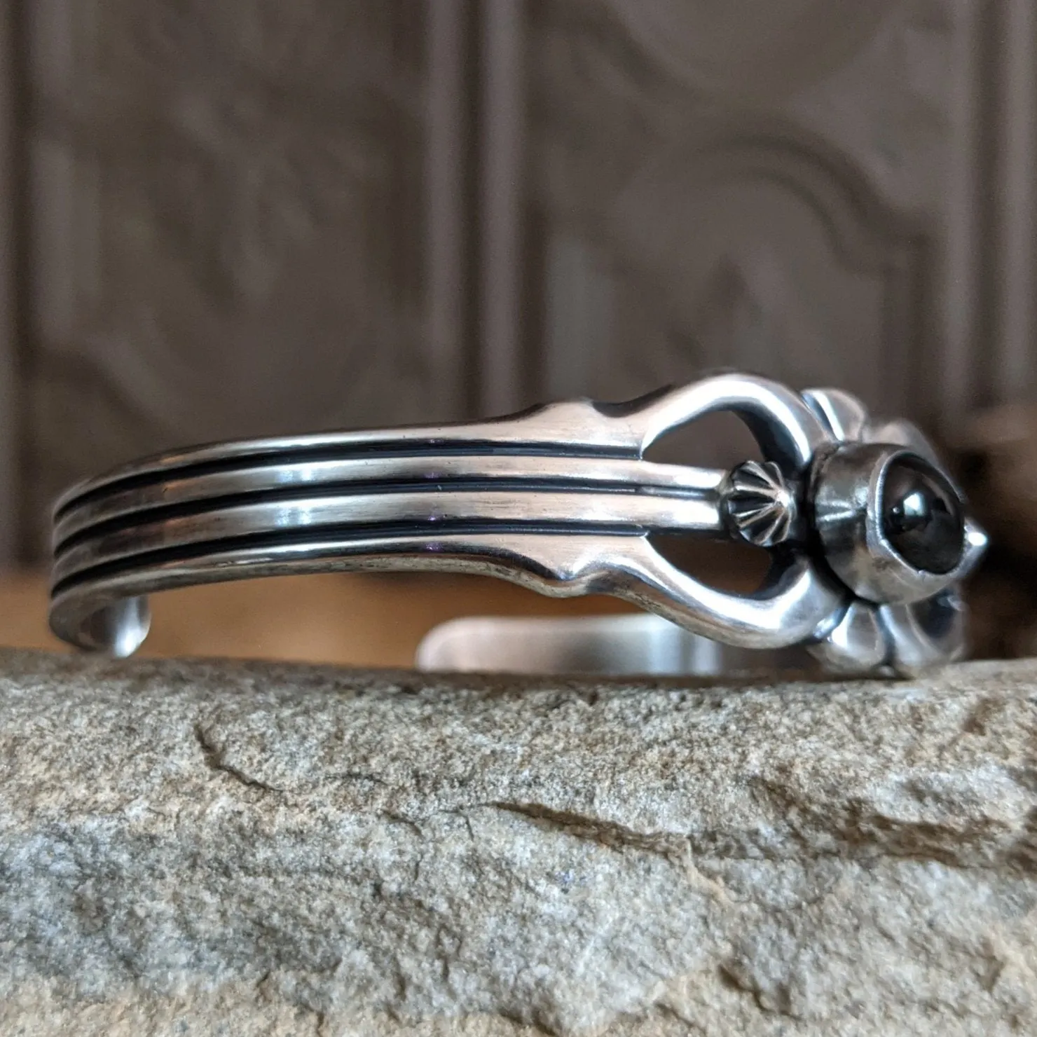 Navajo made Black Onyx Cuff SWSG-BRC-0020