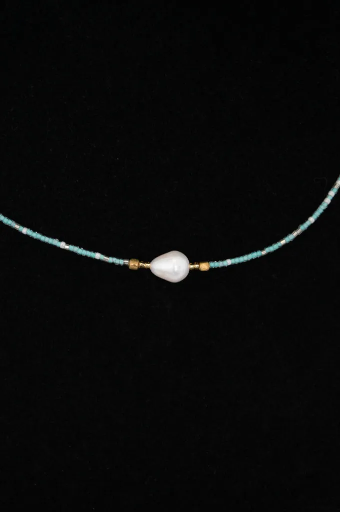 Short Necklaces - One Pearl