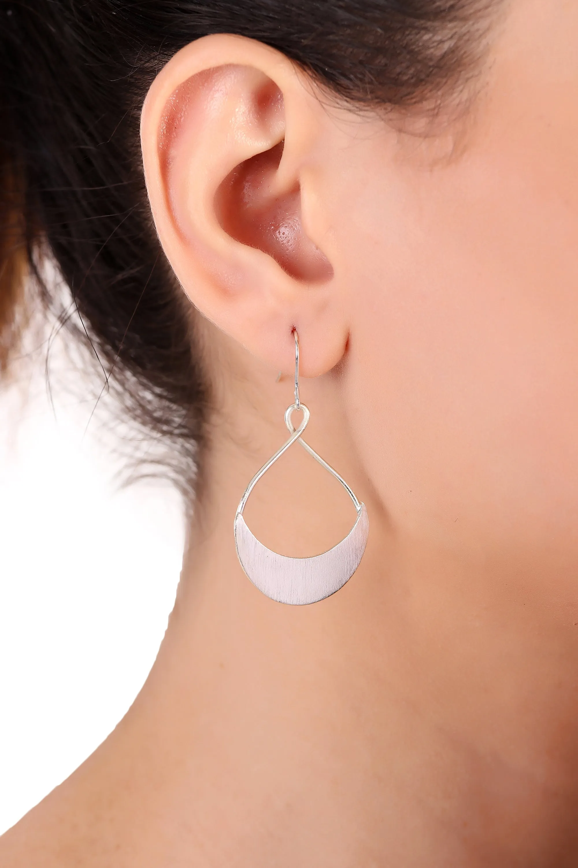 Tulsi earrings, silver - Wholesale