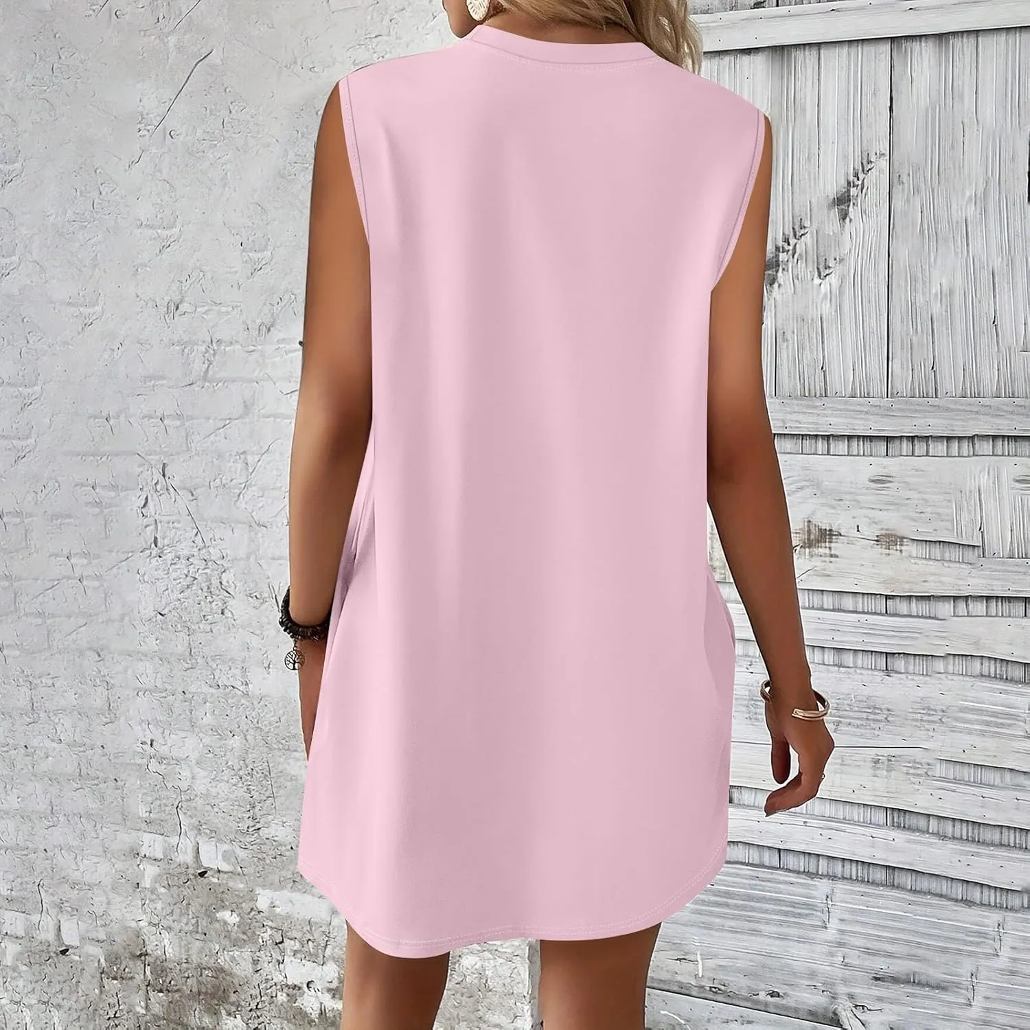 Women Tank Dress Casual Loose Sleeveless Crew Neck Tshirt Dress with Pockets Short Summer Beach Vacation Sun Dresses
