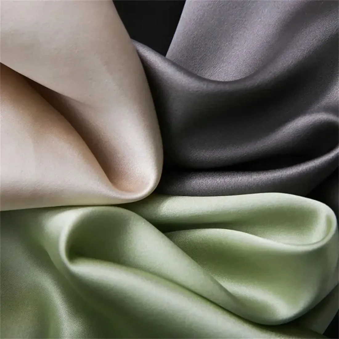 Women's Mulberry-Silk Sleeveless Camisole Bottoming Top Outer Tank Tops Loose Fit Big Size Vest