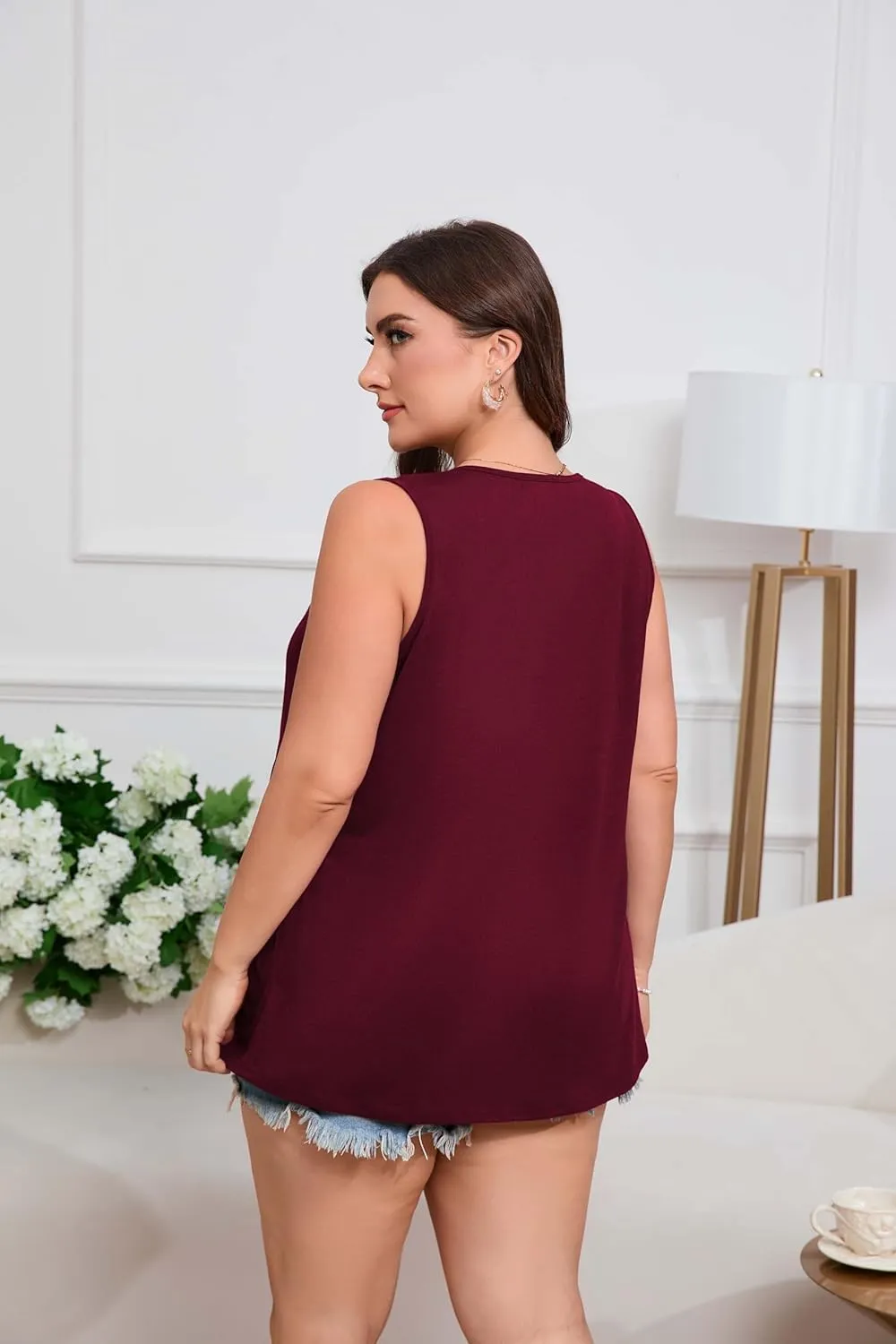 Women's Plus Size Tank Tops 2025 Sleeveless Pleated V Neck Blouse Casual Loose Fit Summer Tops for Curvy Women